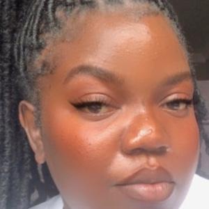 Eshiya Njovu