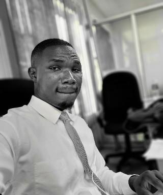 Lastone Simpungwe