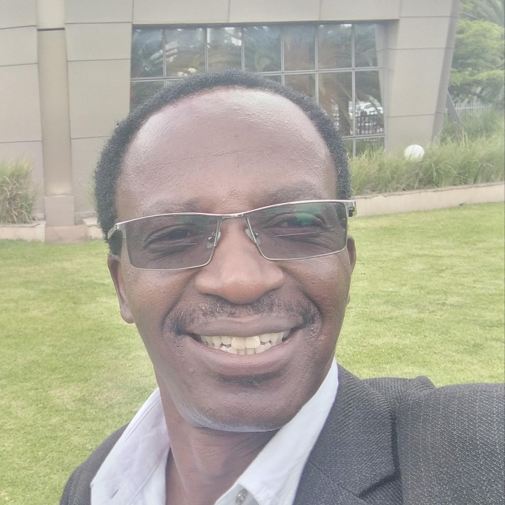Elaston Njovu